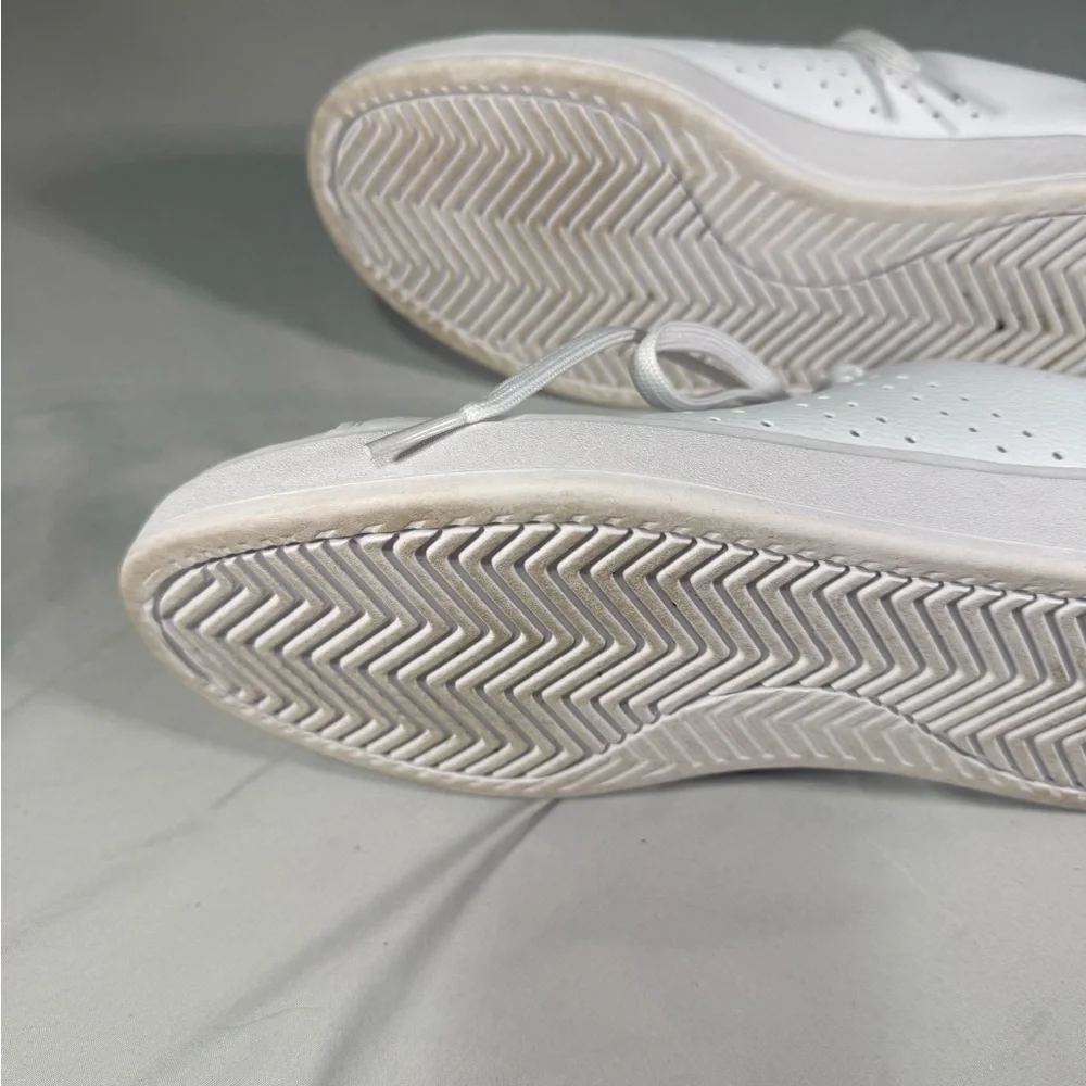 Adidas Advantage White Navy Womens 9 Cloudfoam Sneaker‎